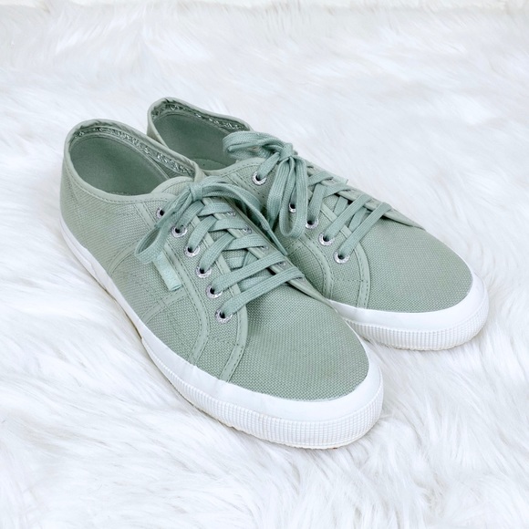 mint superga